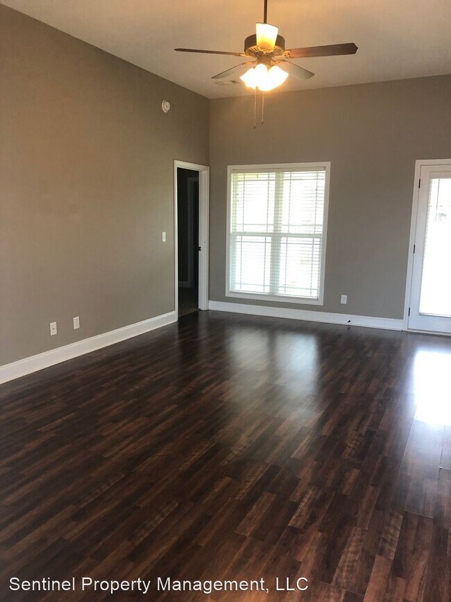 Building Photo - 4 br, 2 bath House - 315 South Charity Lane
