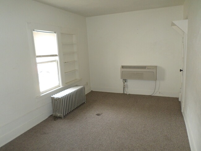 Building Photo - Vattier 1124-1126