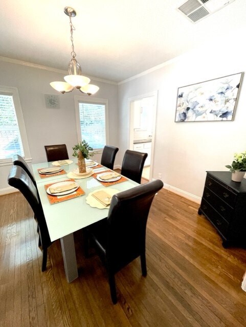 Foto principal - 36 E Noble St