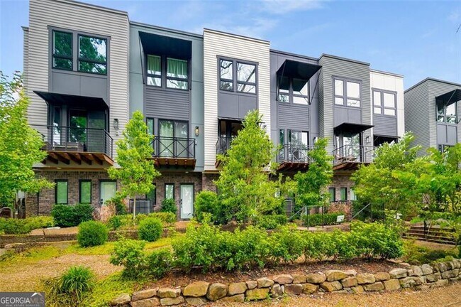 Foto del edificio - 2199 Lenox Rd NE