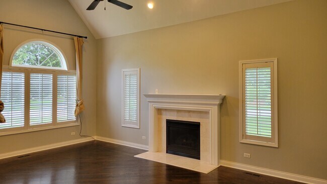 Building Photo - 2655 Sweetbroom Rd