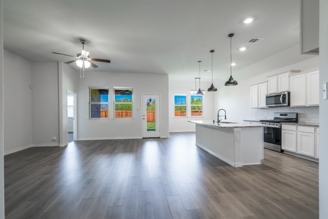 Building Photo - 3901 Caddo Ln