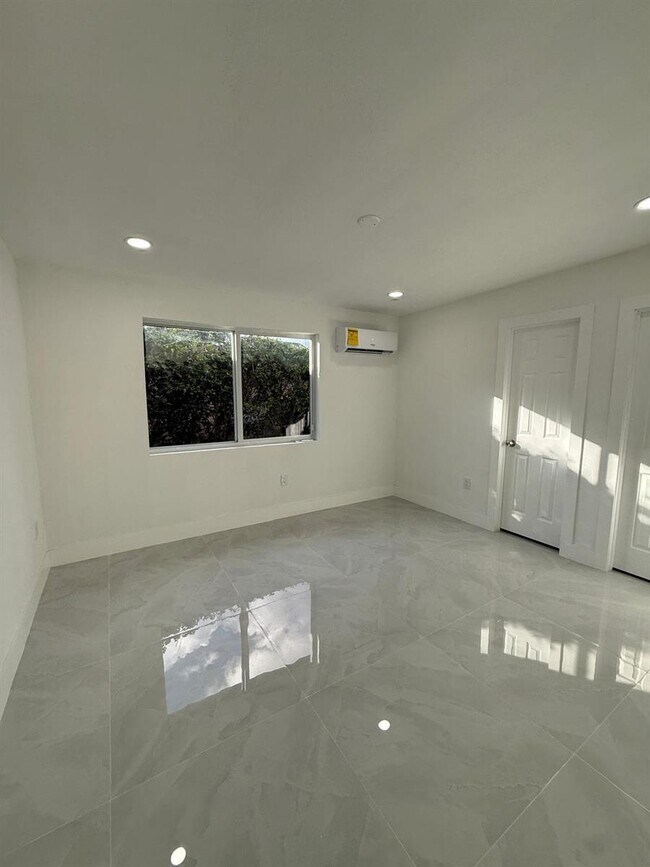 Foto del edificio - 4400 SW 36th St