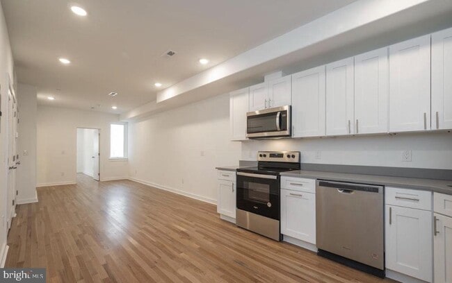 Foto del edificio - 727 N 39th St