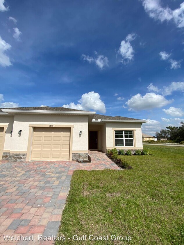Primary Photo - 26077-26079 Sandhill Blvd