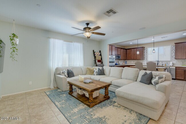 Building Photo - 21450 W Almeria Rd