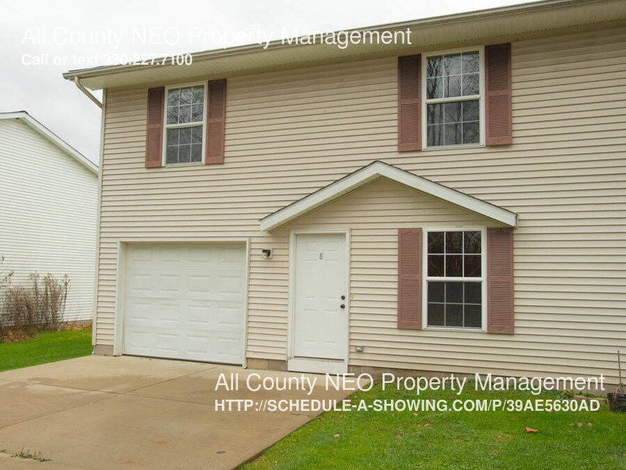 Primary Photo - 10555 Village Dr