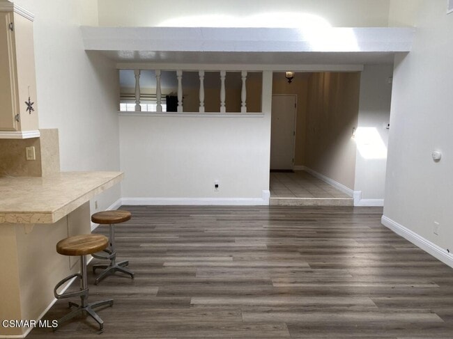 Building Photo - 652 Harper St