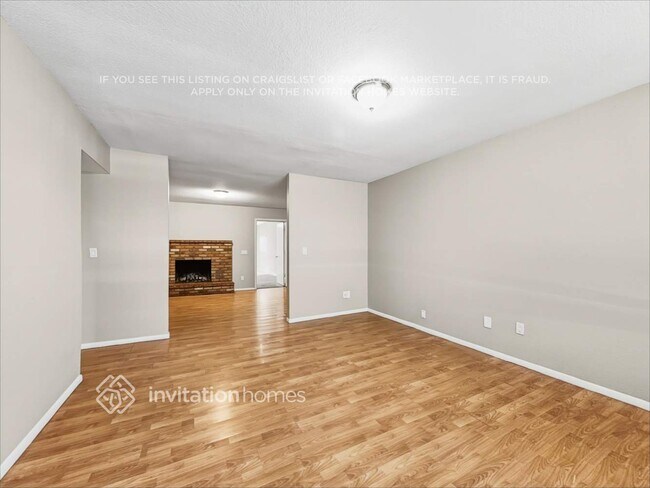 Foto del edificio - 6325 W Purdue Ave