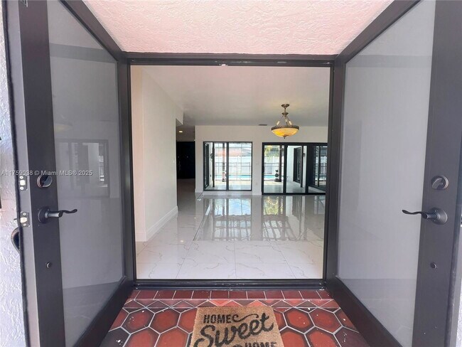 Building Photo - 8735 SW 54th Terrace