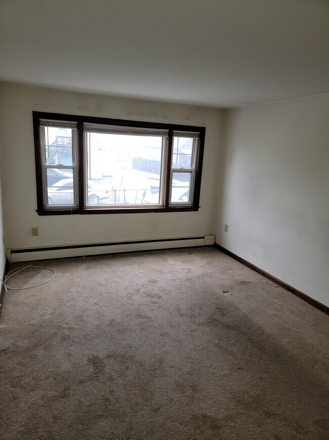 35 Deerfield Ct, East Hartford, CT 06108 Apartments in East Hartford