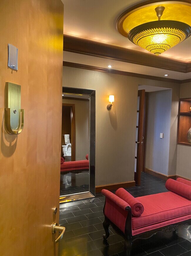 Entrance foyer - 445 E North Water St
