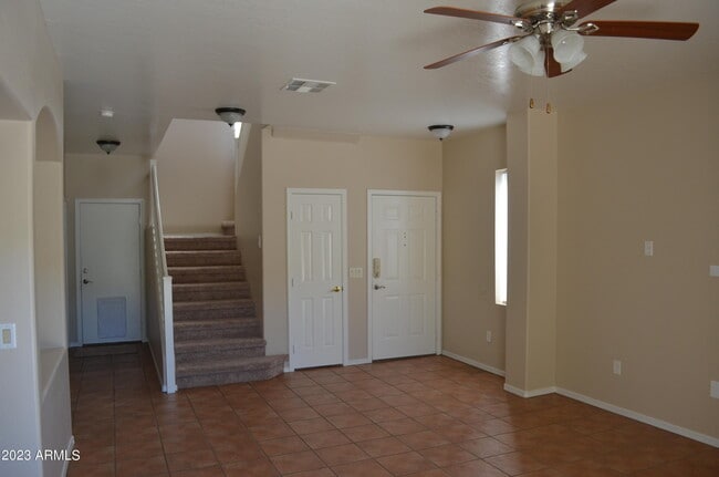 Building Photo - 8704 E Keats Ave