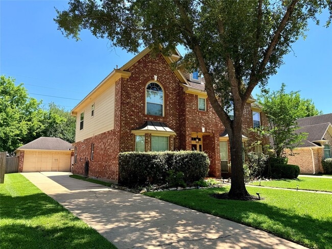 Foto del edificio - 8406 Green Valley Dr