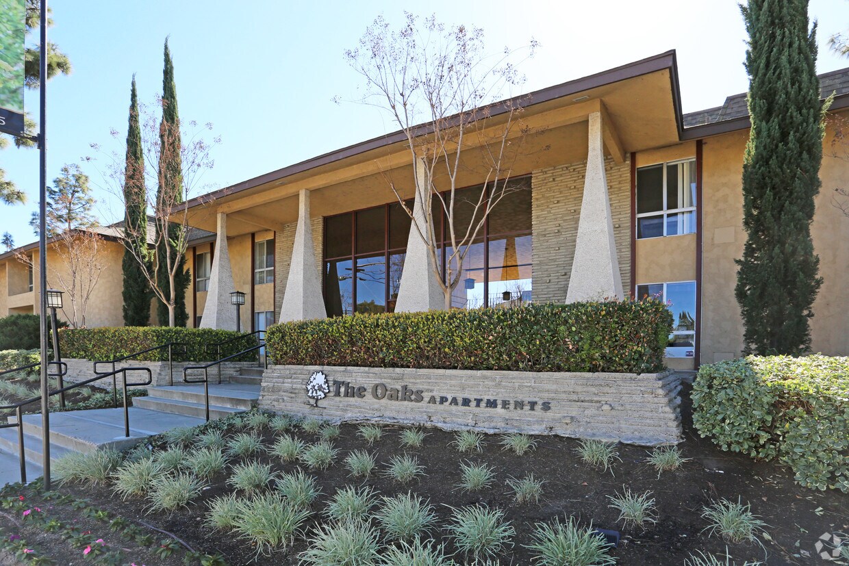 The Oaks Apartments Apartments in Santee, CA