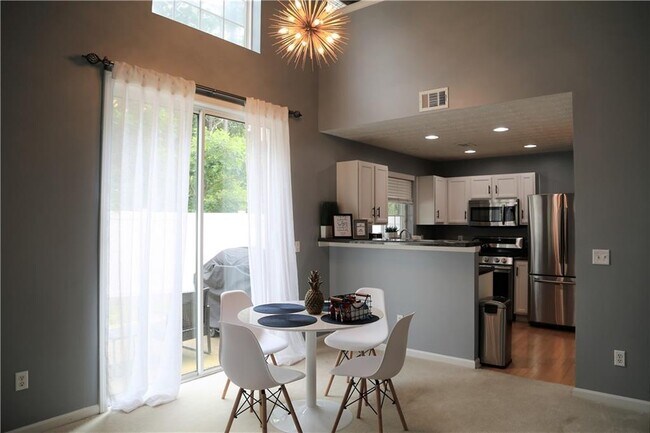 Building Photo - 277 Hiawassee Dr