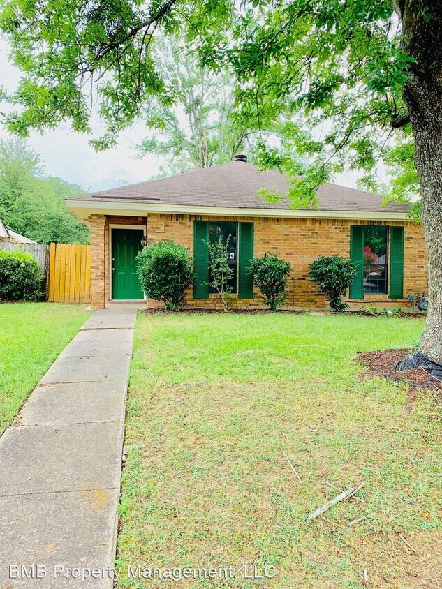 Primary Photo - 3 br, 2 bath House - 1821 Young Farm Road