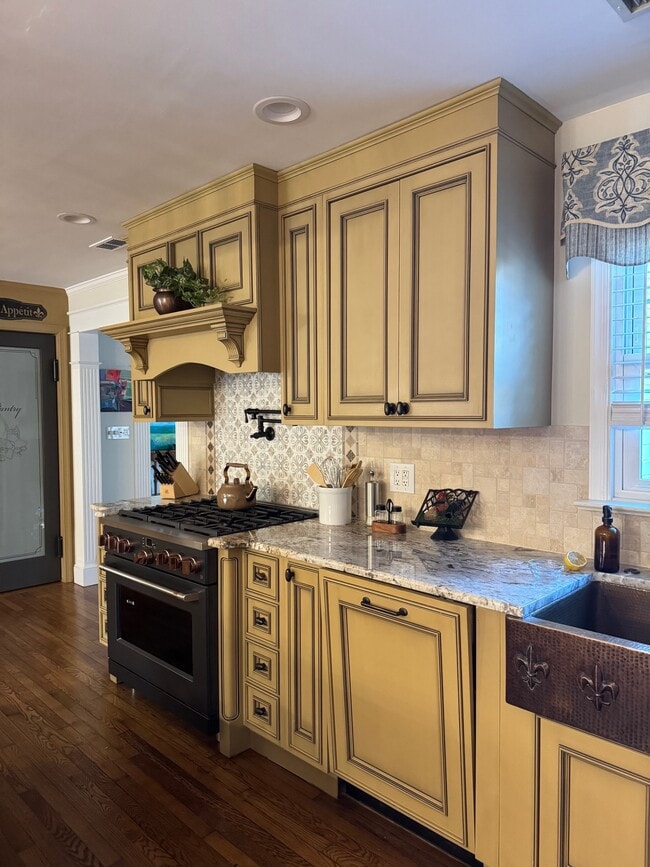 Cocina - 3912 Faculty Dr