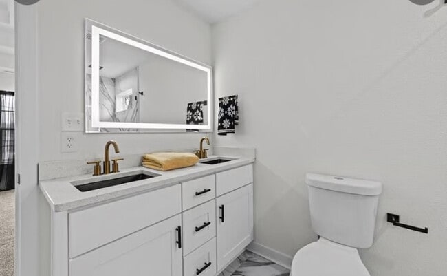 Building Photo - Fully furnished, new construction 4bed/3.5 bath house