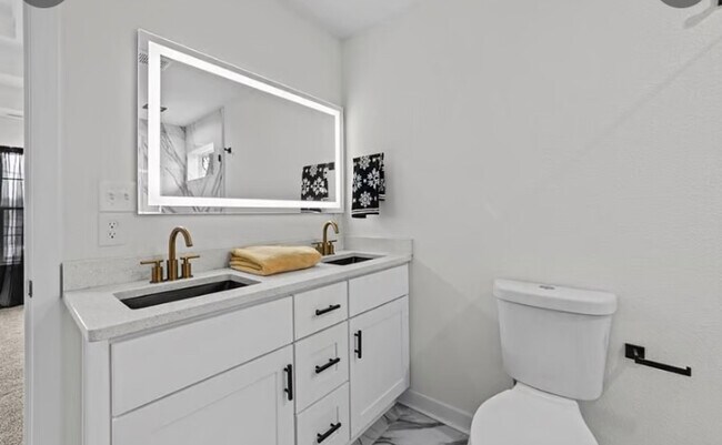 Foto del edificio - Fully furnished, new construction 4bed/3.5 bath house