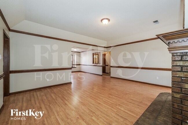 Foto del edificio - 4611 Spaniel Cove