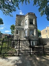 Building Photo - 4040 W Polk St