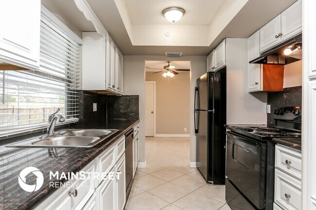 Building Photo - 1531 NW 46th Ave