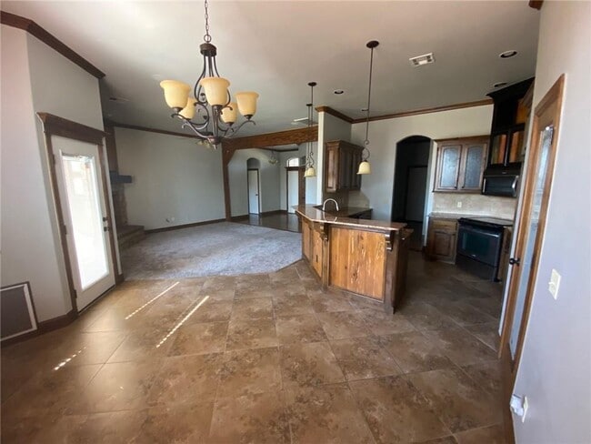 Foto del edificio - 616 Sally Ct