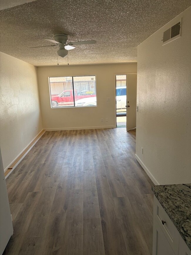 Photo - 514 S Bellview #3 Townhome