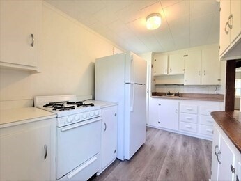 Foto del edificio - 3 River Rd