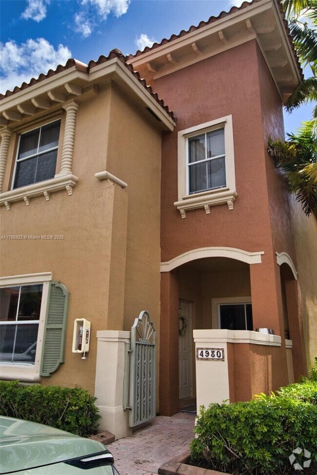 Building Photo - 4930 Windward Way