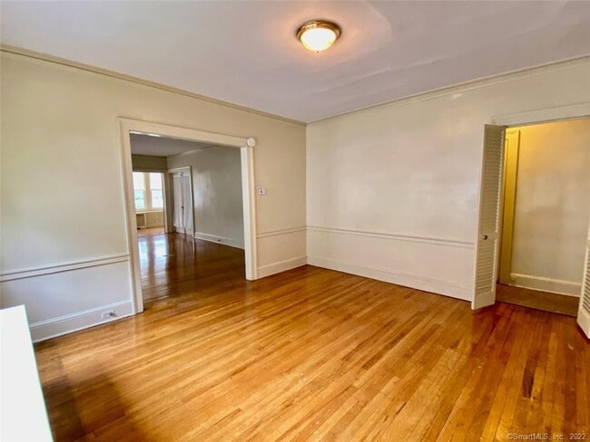 Building Photo - 44 Bretton Rd