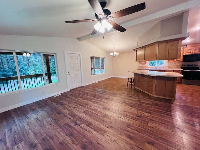 Foto del edificio - Gorgeous 3 bedroom 2 bathroom house -Amboy School District