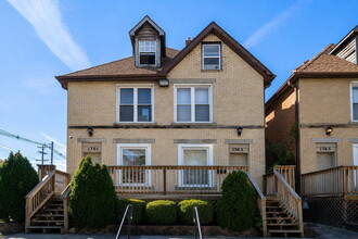 Building Photo - 1363 Indianola Ave