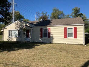 Building Photo - 8557 Frost Ave