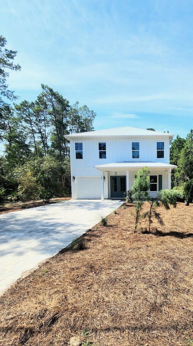 Building Photo - 144 Greenbriar Ln