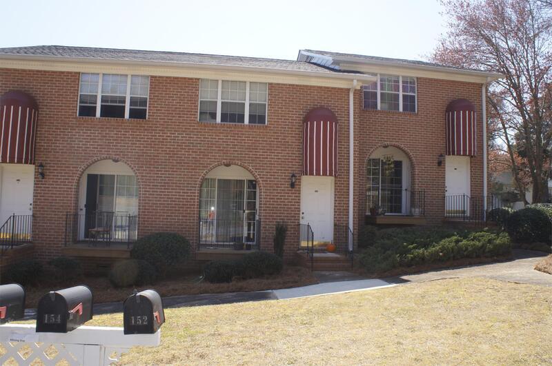Primary Photo - 152 Sleepy Creek Dr