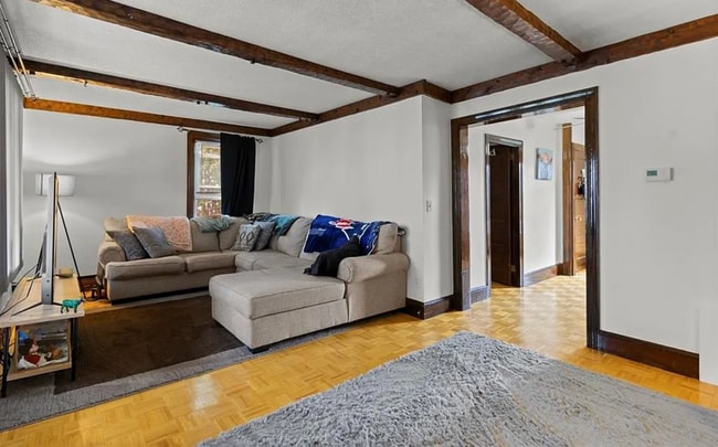 Living Room - 171 Leonard Ave