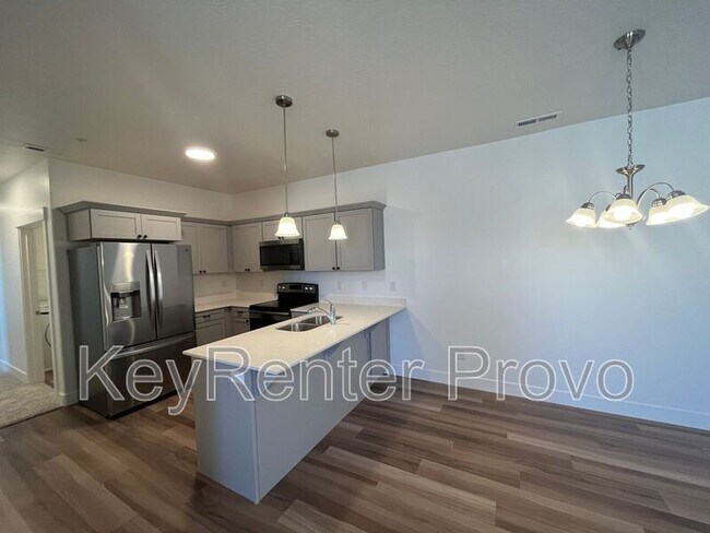 Foto del edificio - 1923 N 3410 W