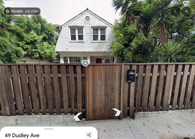 Foto del edificio - 49 Dudley Ave