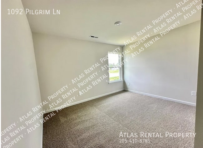 Foto del edificio - 1092 Pilgrim Ln