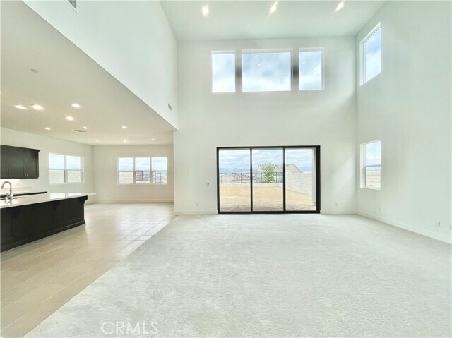 Foto del edificio - 27511 Elderberry Dr