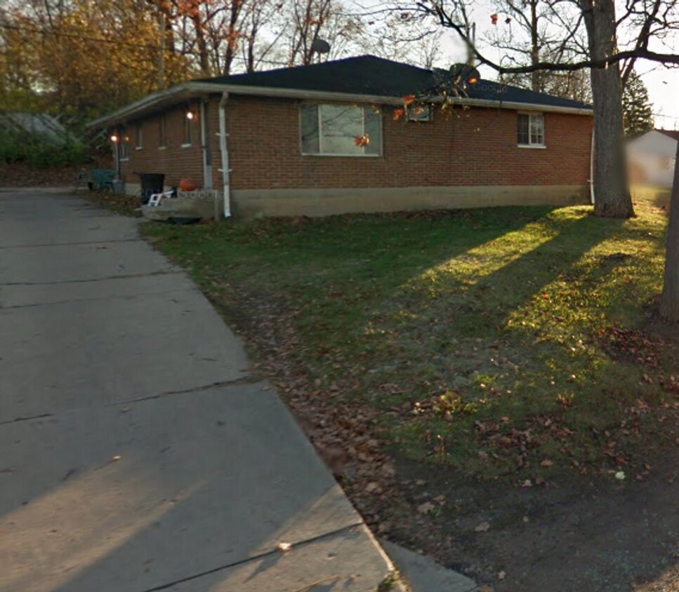 Foto principal - 252-254 Forest St