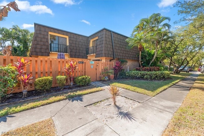 Foto del edificio - 4029 Sandlewood Ln