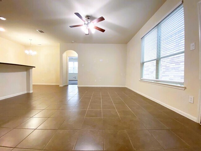 Building Photo - 17102 Taffaine Dr