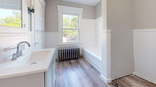Foto del edificio - 1317 St Elmo Ave NE