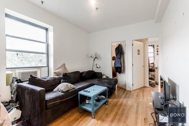 Building Photo - 4 br, 4 bath Apartment - 291 E 3rd St