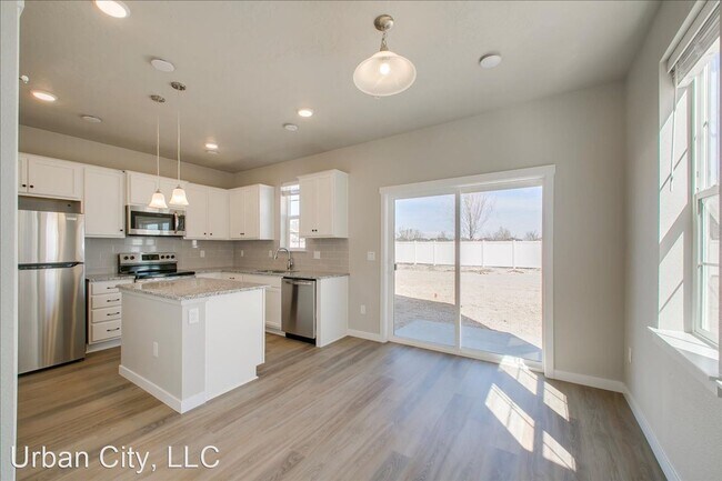 Foto del edificio - 3 br, 2.5 bath House - 10774 W Brownstone Ln