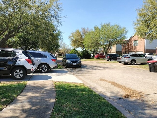 Building Photo - 14954 Sugar Sands Dr