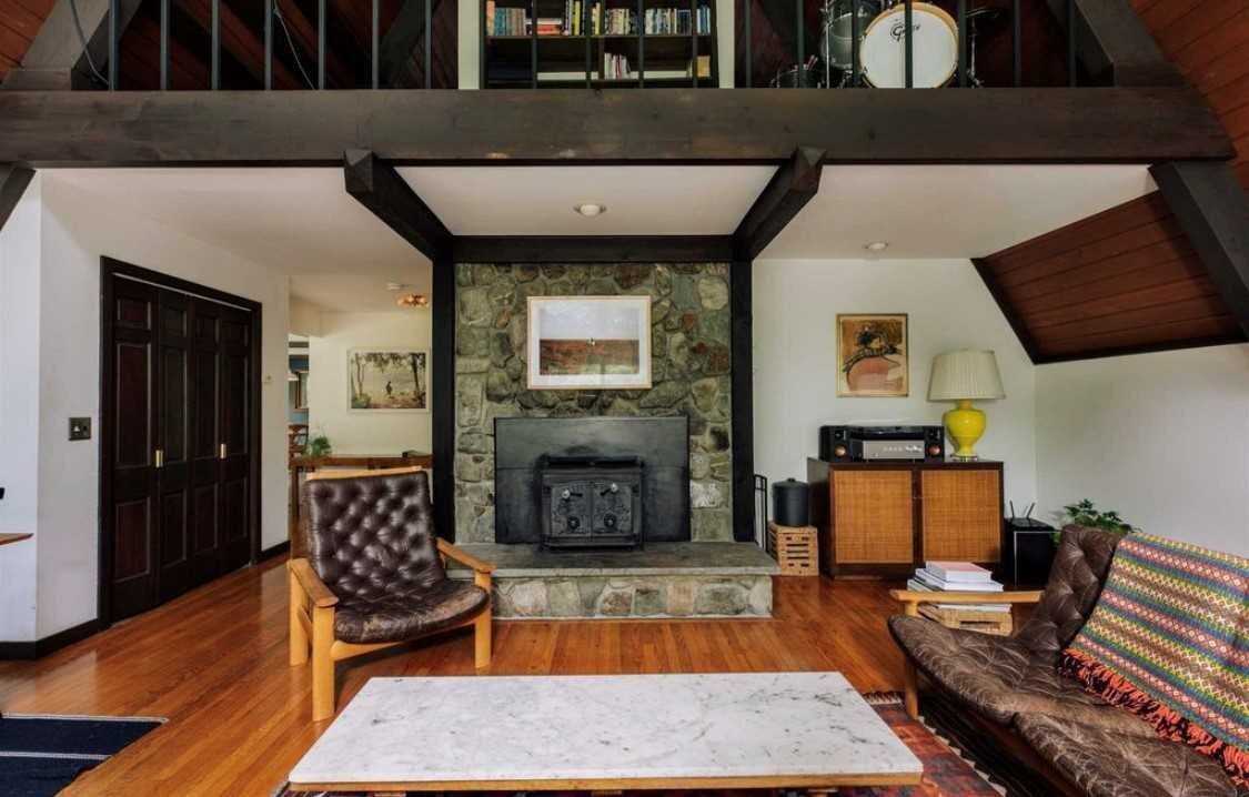 Building Photo - 348 Willow Glen Rd